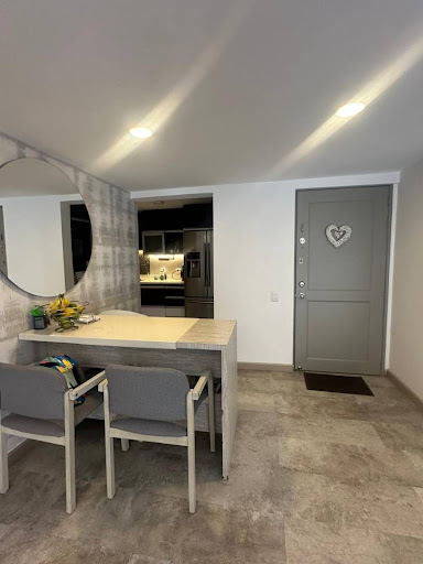 Apartamento en arriendo en Castropol, Medellín · foto 17 de 24