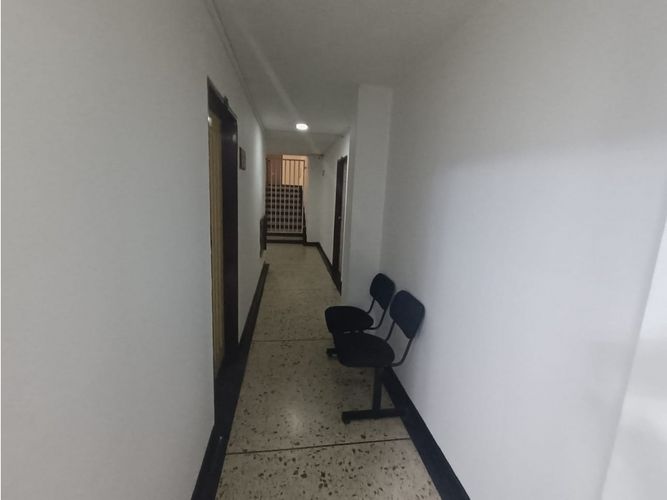 Oficina en arriendo en Centro, Armenia, 22 m² · foto 2 de 6