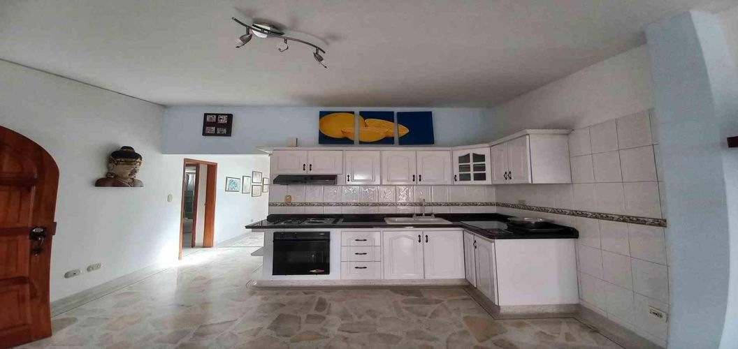 Edificio en venta en Sector Lago Uribe, Pereira, 415 m² · foto 6 de 19