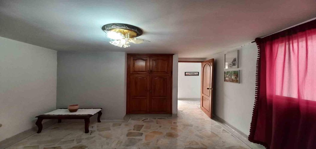 Edificio en venta en Sector Lago Uribe, Pereira, 415 m² · foto 16 de 19