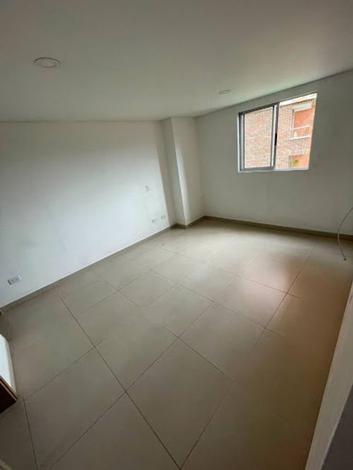 Apartamento de 3 alcobas en arriendo en El Diamante 2, Medellín, 140 m² · foto 4 de 22