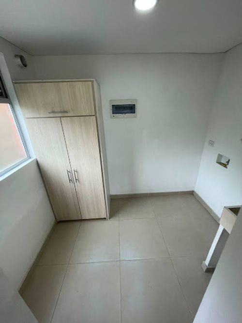 Apartamento de 3 alcobas en arriendo en El Diamante 2, Medellín, 140 m² · foto 13 de 22