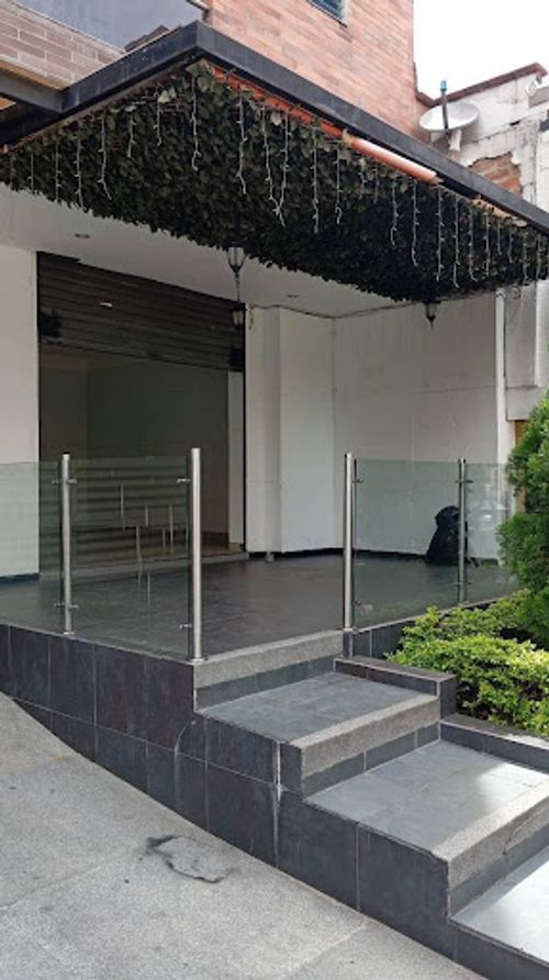 Local en arriendo en El Velodromo, Medellín, 21 m² · foto 2 de 10