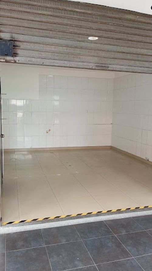 Local en arriendo en El Velodromo, Medellín, 21 m² · foto 5 de 10