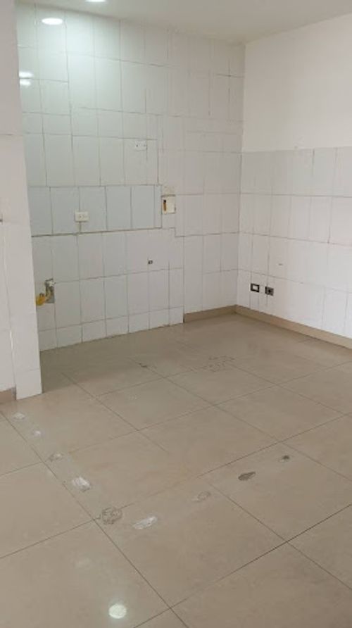Local en arriendo en El Velodromo, Medellín, 21 m² · foto 7 de 10