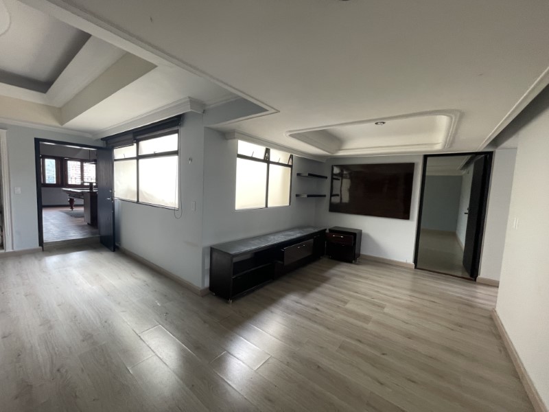 Apartamento en arriendo en Laureles, Medellín · foto 10 de 24