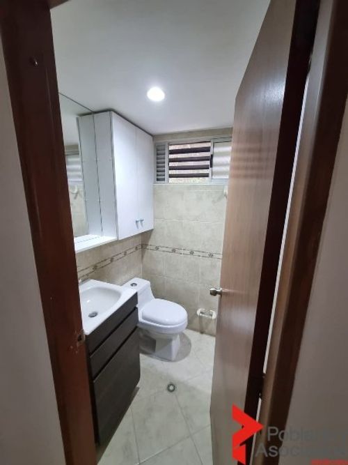 Apartamento en venta en El Poblado, Medellín · foto 11 de 16