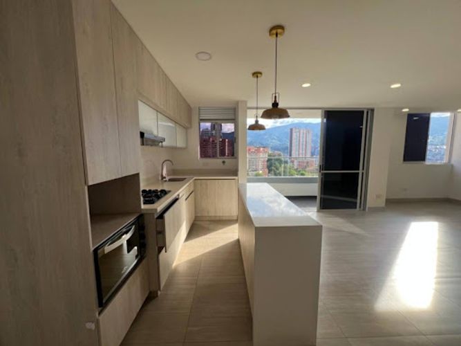 Apartamento de 2 alcobas en venta en Mayorca, Sabaneta, 78 m² · foto 6 de 19