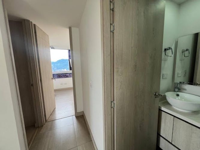 Apartamento de 2 alcobas en venta en Mayorca, Sabaneta, 78 m² · foto 12 de 19