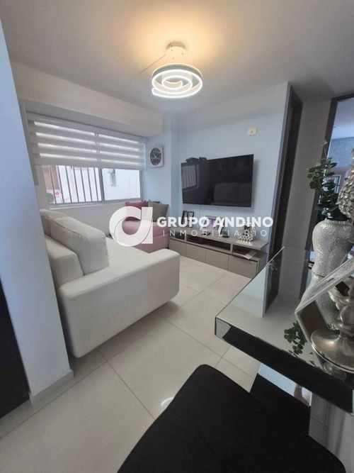 Apartamento de 3 alcobas en venta en Cabecera Del Llano, Bucaramanga, 99 m² · foto 13 de 22