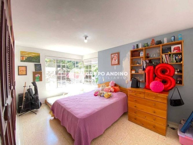 Casa de 4 alcobas en venta en Cañaveral, Floridablanca, 184 m² · foto 3 de 24
