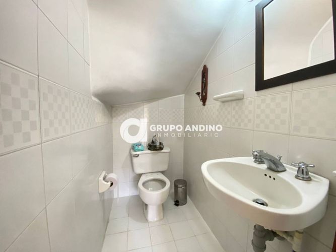 Casa de 4 alcobas en venta en Cañaveral, Floridablanca, 184 m² · foto 5 de 24