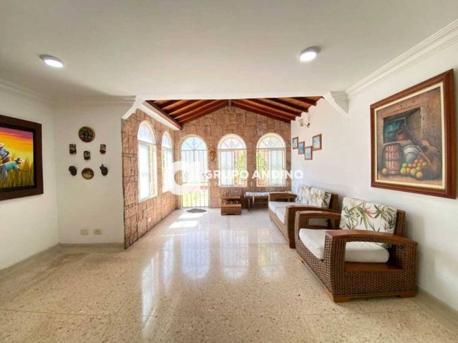Casa de 4 alcobas en venta en Cañaveral, Floridablanca, 184 m² · foto 8 de 24
