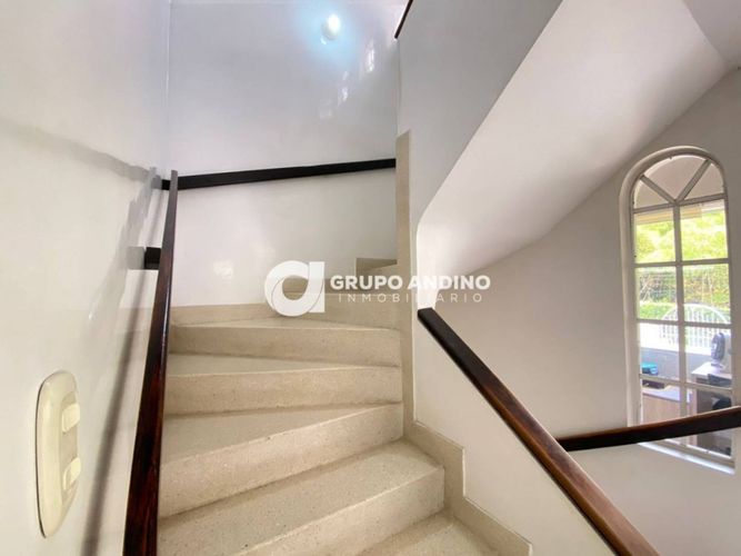 Casa de 4 alcobas en venta en Cañaveral, Floridablanca, 184 m² · foto 12 de 24