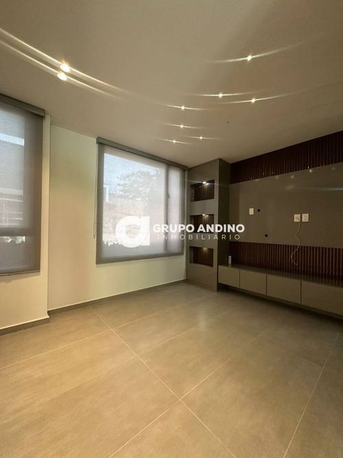 Casa de 5 alcobas en venta en Ruitoque, Floridablanca, 322 m² · foto 17 de 24