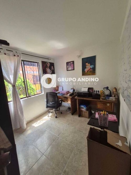 Casa de 4 alcobas en venta en Granjas De Provenza, Bucaramanga, 270 m² · foto 14 de 24