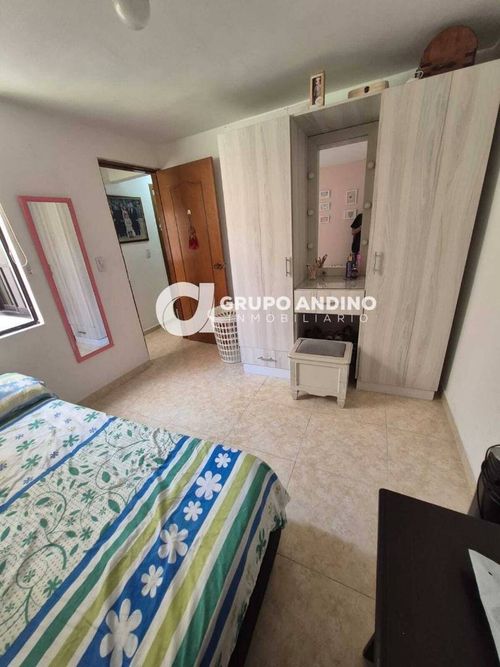 Casa de 4 alcobas en venta en Granjas De Provenza, Bucaramanga, 270 m² · foto 16 de 24