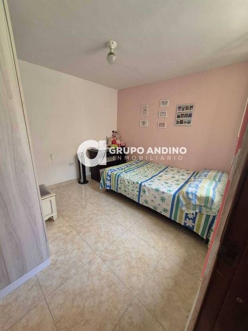 Casa de 4 alcobas en venta en Granjas De Provenza, Bucaramanga, 270 m² · foto 17 de 24