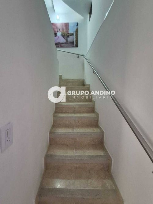 Casa de 4 alcobas en venta en Granjas De Provenza, Bucaramanga, 270 m² · foto 20 de 24
