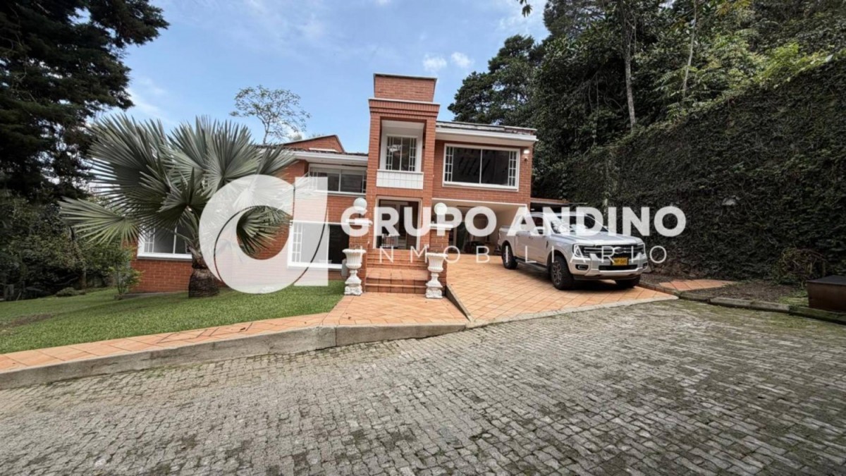 Casa en Arriendo en El Poblado, Medellín