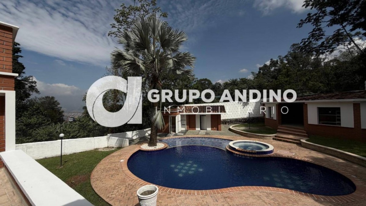 Casa en arriendo en El Poblado, Medellín · foto 23 de 24