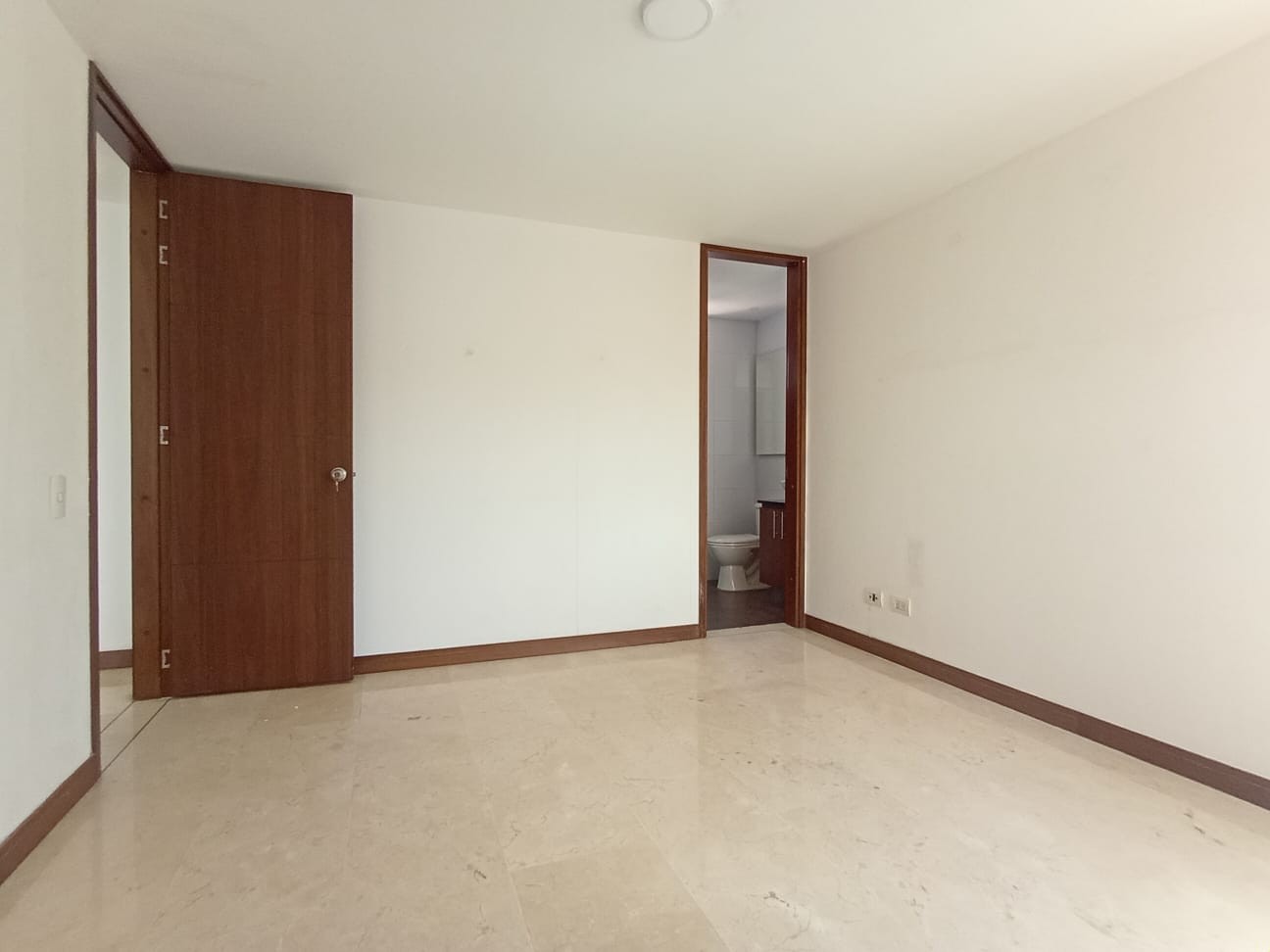 Apartamento en arriendo en Laureles, Medellín · foto 12 de 19