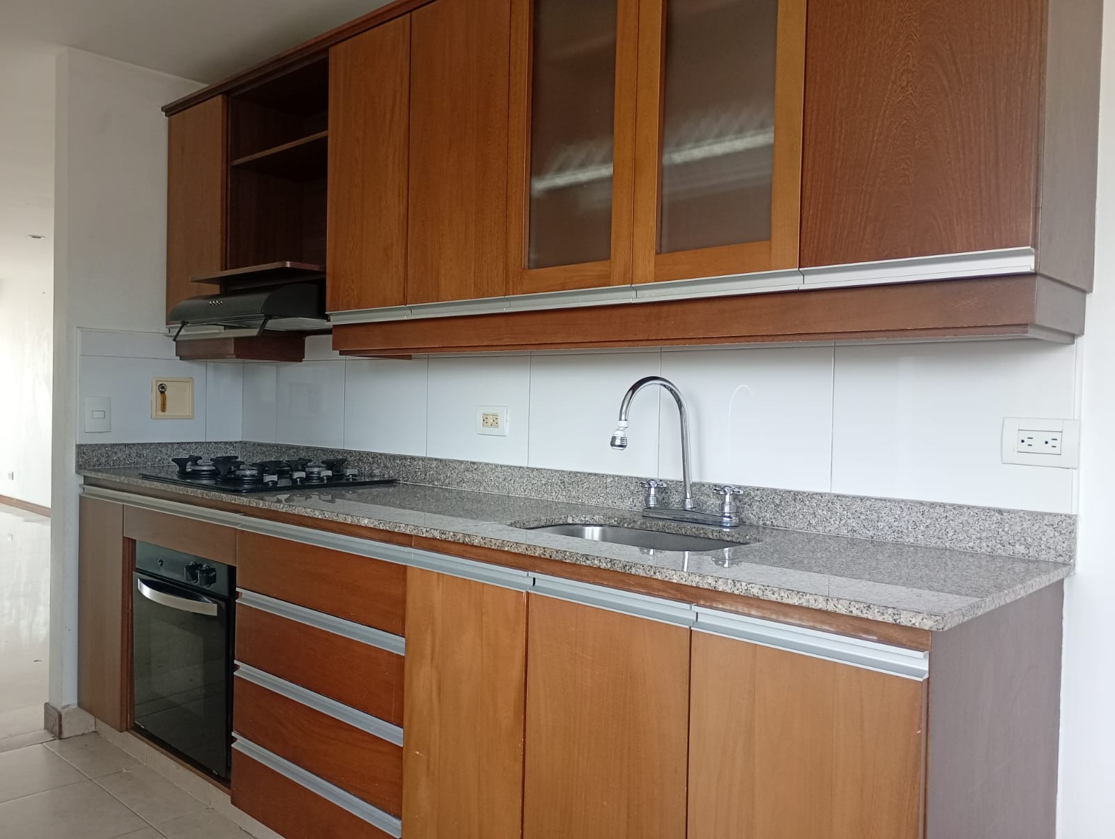 Apartamento en arriendo en Laureles, Medellín · foto 7 de 19