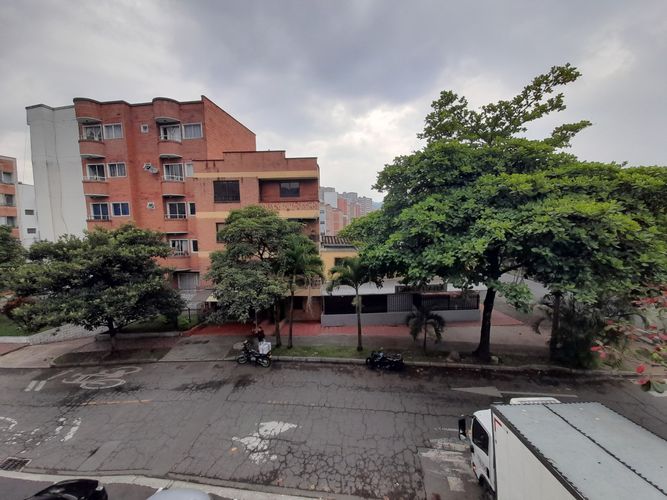 Local en arriendo en Los Colores, Medellín, 124 m² · foto 6 de 8