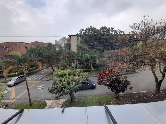 Local en arriendo en Los Colores, Medellín, 124 m² · foto 8 de 8