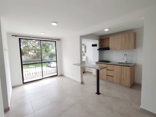Apartamento en arriendo en Cimarronas, Rionegro · foto 4 de 16