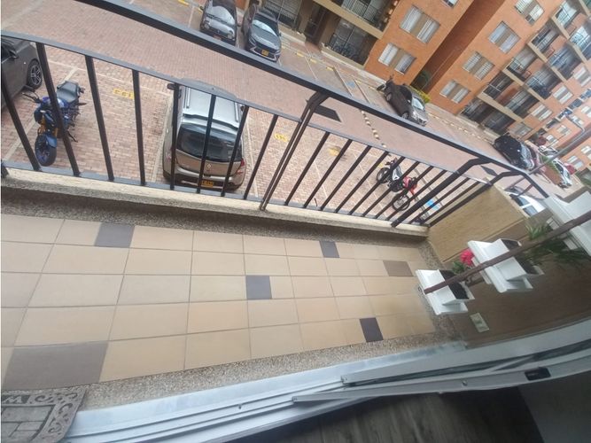 Apartamento de 3 alcobas en venta en Hacienda Casablanca Arboleda, Madrid, 70 m² · foto 22 de 24