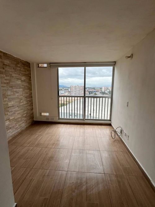 Apartamento de 3 alcobas en venta en Fontibon, Bogotá, 46 m² · foto 2 de 24