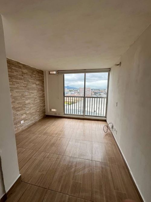 Apartamento de 3 alcobas en venta en Fontibon, Bogotá, 46 m² · foto 4 de 24