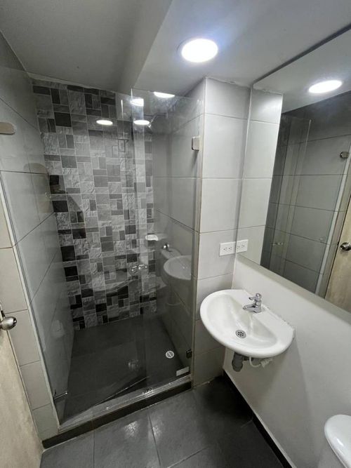 Apartamento de 3 alcobas en venta en Fontibon, Bogotá, 46 m² · foto 13 de 24