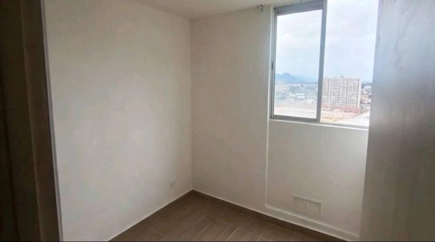 Apartamento de 3 alcobas en venta en Fontibon, Bogotá, 46 m² · foto 15 de 24