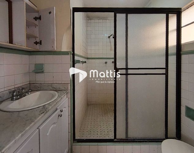 Casa de 8 alcobas en venta en El Salvador, Medellín, 264 m² · foto 11 de 12