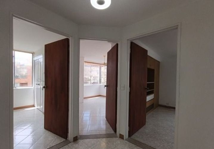 Apartamento de 3 alcobas en arriendo en El Diamante No. 2, Medellín, 125 m² · foto 13 de 20