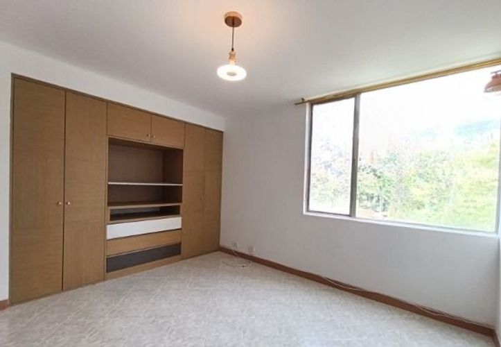 Apartamento de 3 alcobas en arriendo en El Diamante No. 2, Medellín, 125 m² · foto 19 de 20