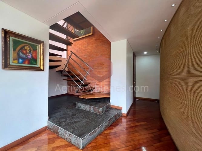 Apartamento de 2 alcobas en arriendo en El Poblado, Medellín, 137 m² · foto 13 de 24