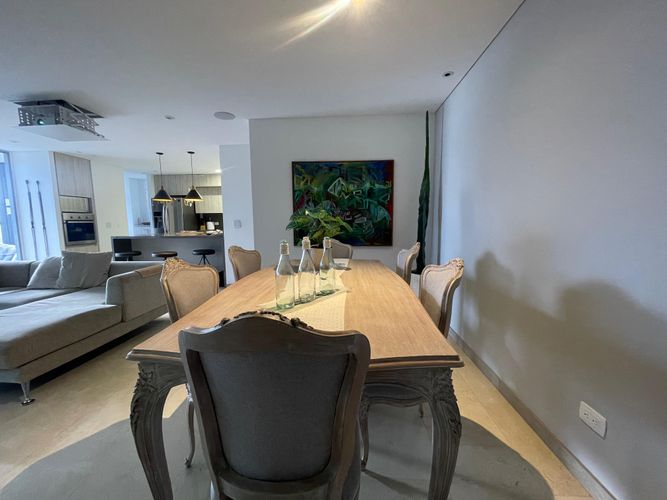 Apartamento de 3 alcobas en venta en Loma Del Esmeraldal, Envigado, 161 m² · foto 9 de 22