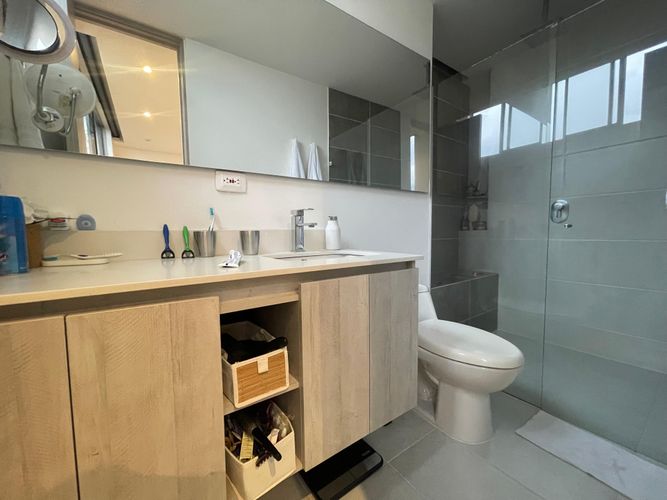 Apartamento de 3 alcobas en venta en Loma Del Esmeraldal, Envigado, 161 m² · foto 19 de 22