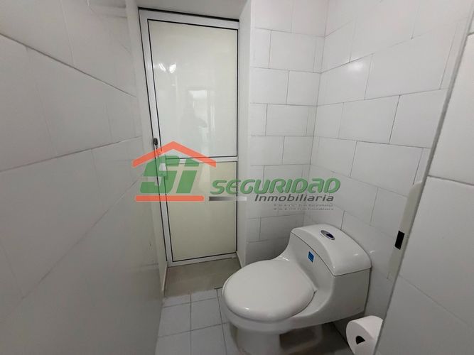 Local en arriendo en Sotomayor, Bucaramanga, 950 m² · foto 11 de 24