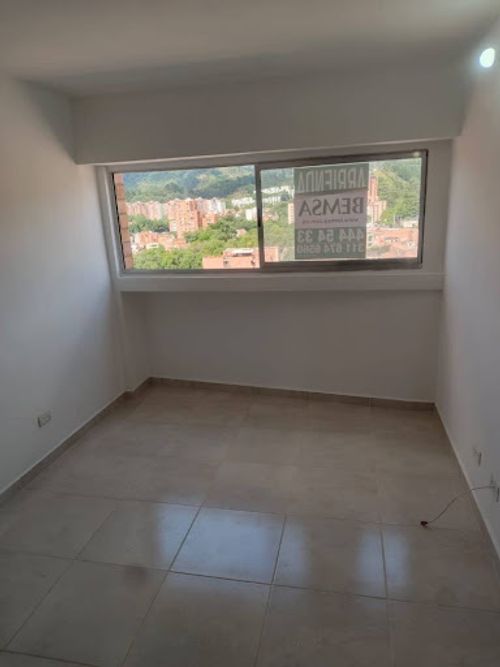 Apartamento de 2 alcobas en arriendo en La America, Medellín, 36 m² · foto 8 de 14