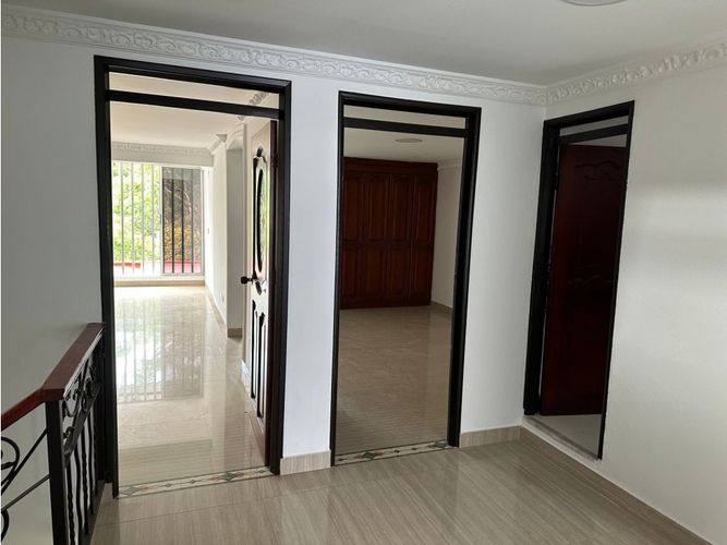 Casa de 5 alcobas en venta en Nueva Cecilia, Armenia, 250 m² · foto 15 de 24