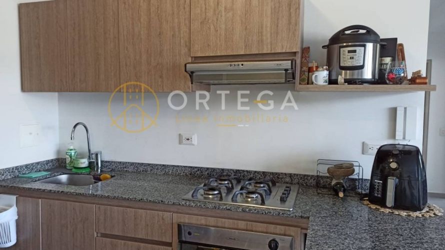 Apartamento de 2 alcobas en venta en Cañaveral, Floridablanca, 105 m² · foto 3 de 24