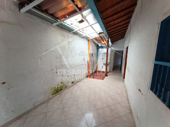 Casa de 6 alcobas en venta en Alto Del Medio, Rionegro, 313 m² · foto 15 de 24