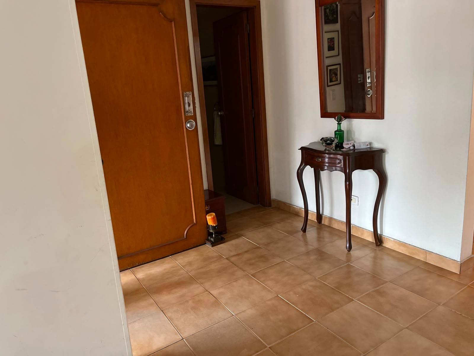 Casa en venta en La Floresta, Bogotá · foto 3 de 24
