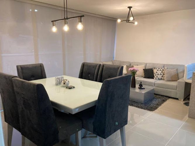 Apartamento de 2 alcobas en arriendo en Asomadera No.2, Medellín, 68 m² · foto 9 de 18