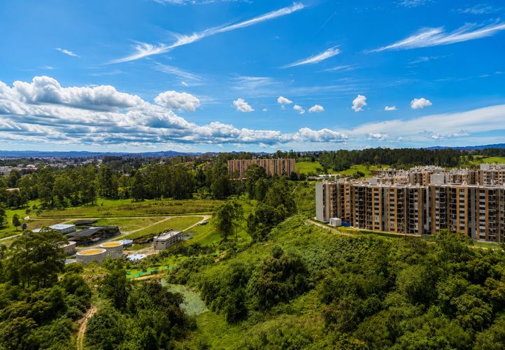Apartamento de 2 alcobas en venta en Cuatro Esquinas, Rionegro, 56 m² · foto 10 de 11
