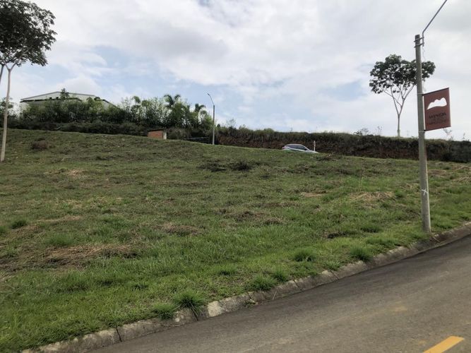 Lote en venta en Pance, Cali, 7400 m² · foto 9 de 9